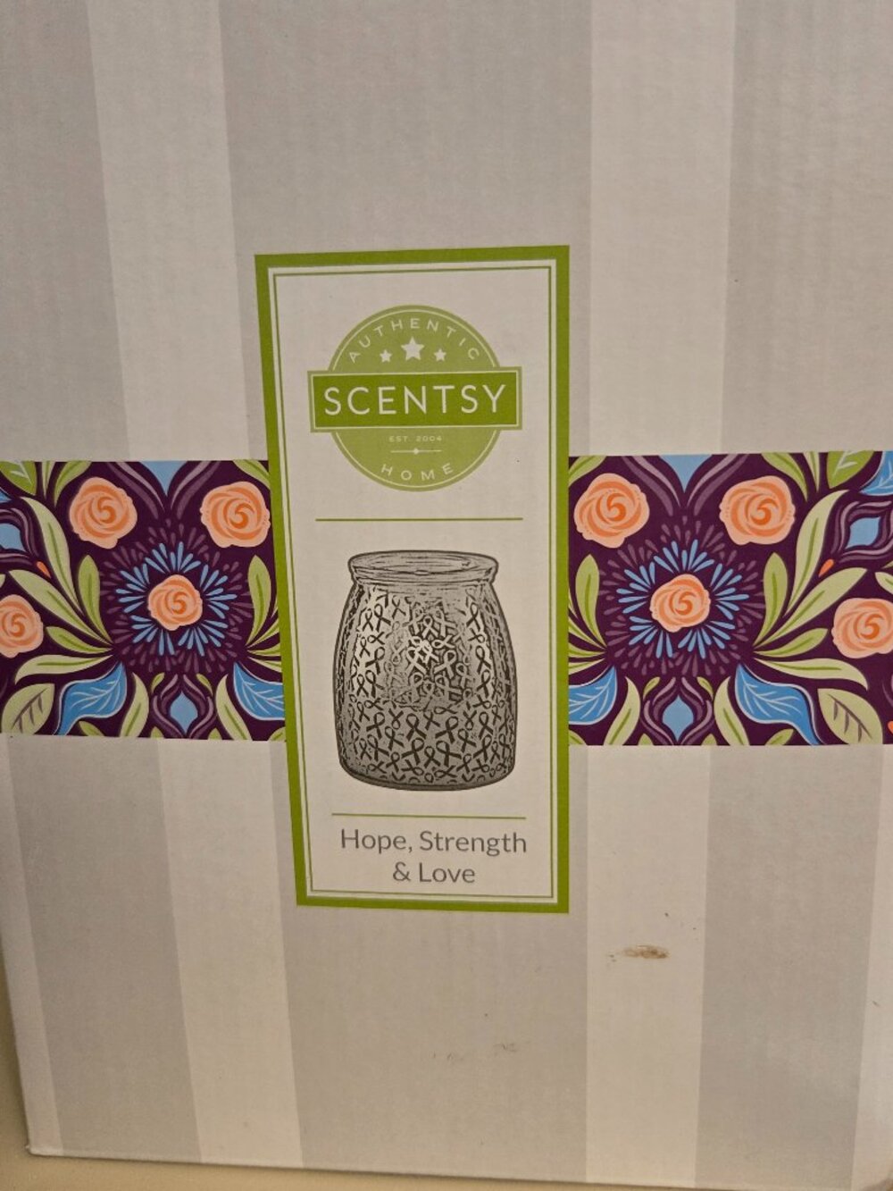 Scentsy Hope Strength & Love Pink Ribbon Breast Cancer Awareness Wax Warmer